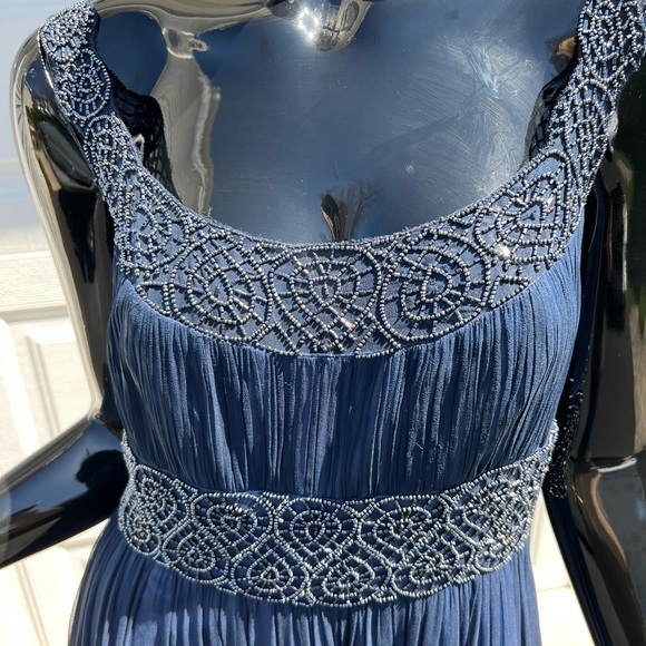 Adrianna Papell knee length dress - Picture 2 of 8